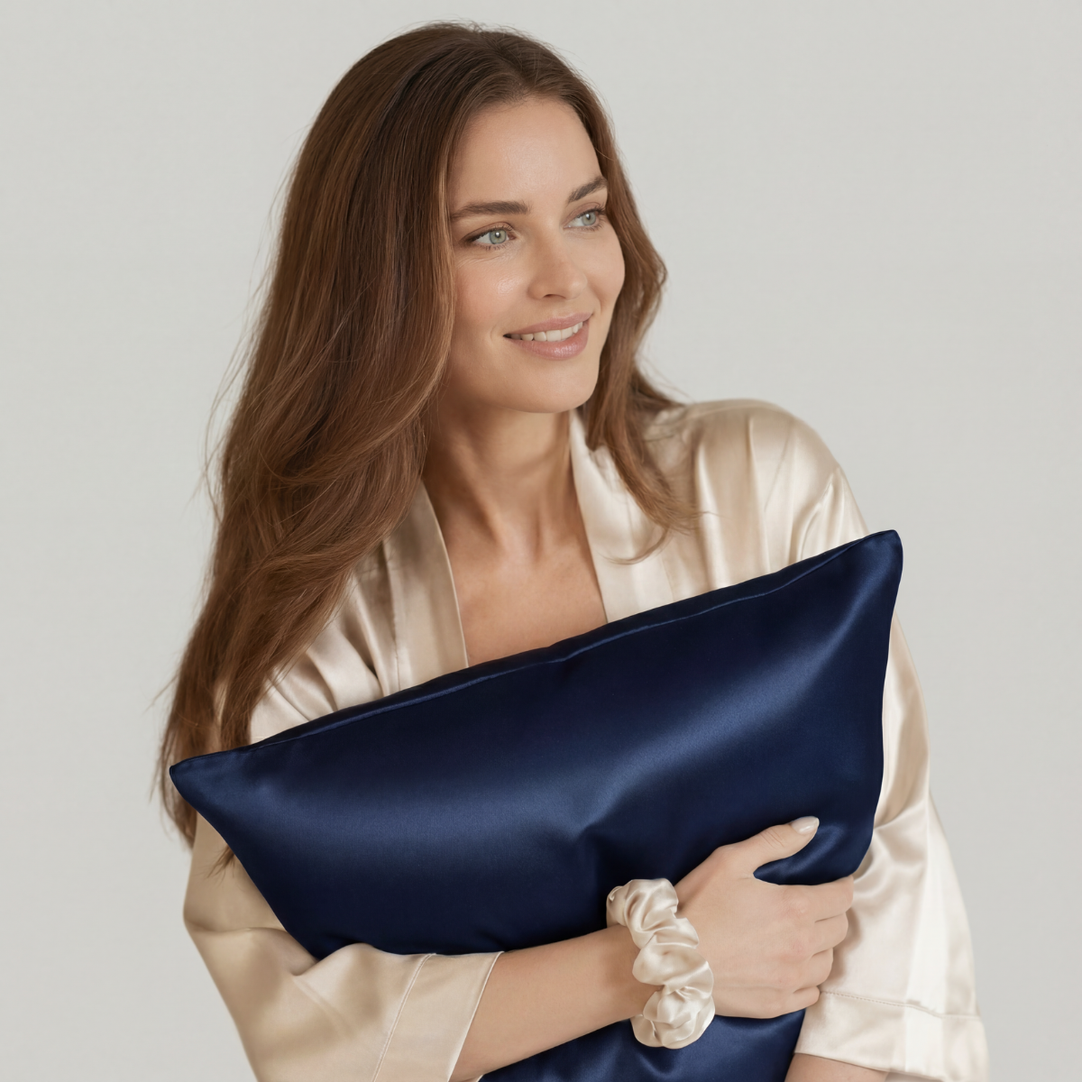 Premium silk pillowcase